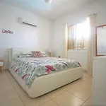 Sunshine Spacious Daire Pafos