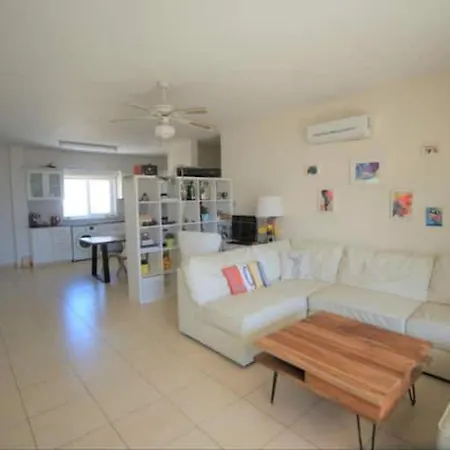 Sunshine Spacious بافوس