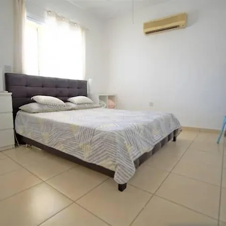 Sunshine Spacious شقة *