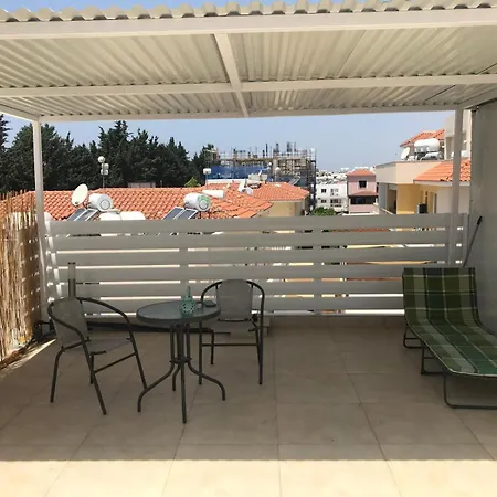 Sunshine Spacious Lejlighed Paphos