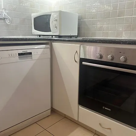 Sunshine Spacious Apartman